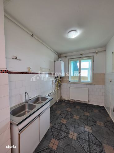 Apartament 3 camere cu vedere panoramica la lac si mare-12
