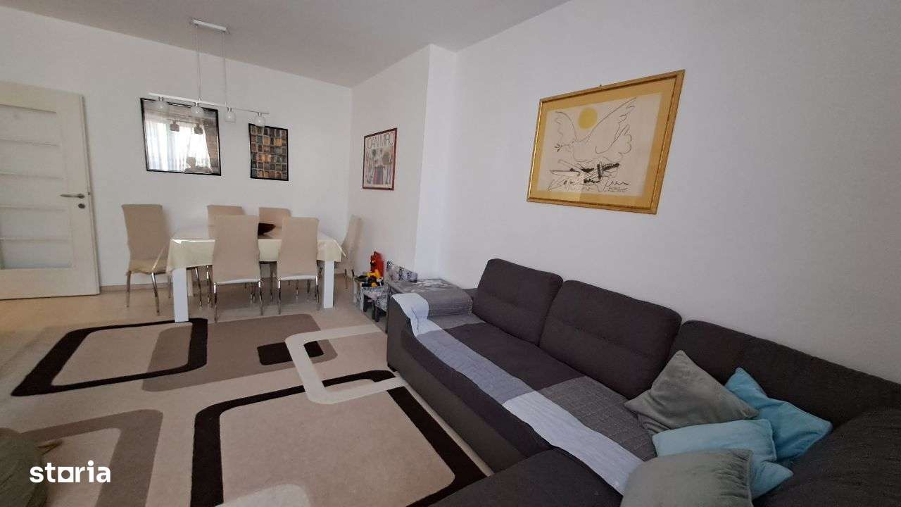 Unirii - Petrom, 4 camere, etaj 3 - Imagine principală: 5/15