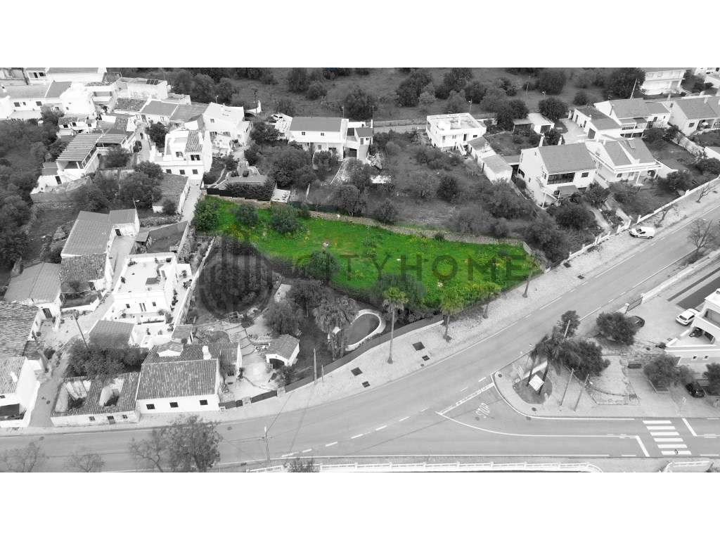 Terreno Urbano com vista Montanha - Grande imagem: 3/21