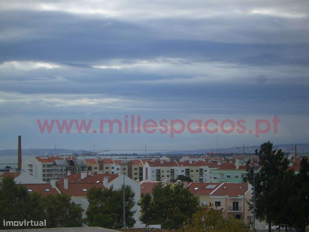 T3 C/Garagem Alto das Vinhas-20