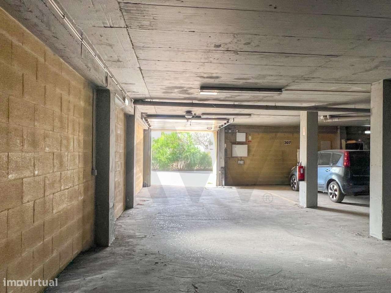 Apartamento T2 na Urbanização Cerro Azul – Conforto, Lazer e Localizaç-29