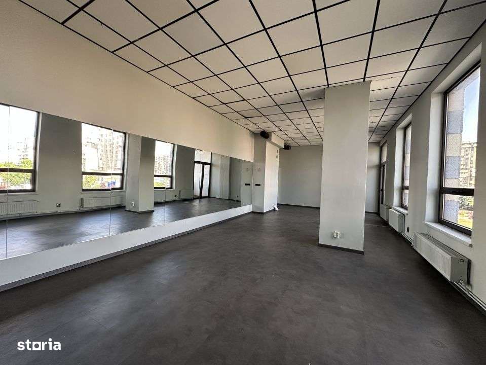 Spatiu Comercial/Biroruri +sala productie/depozit, 490 m2,  parcare-1