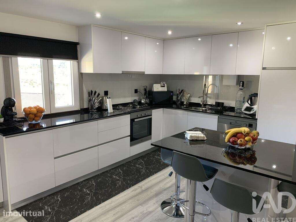 Moradia isolada T3 em Alijó de 130 m2 - Grande imagem: 3/36