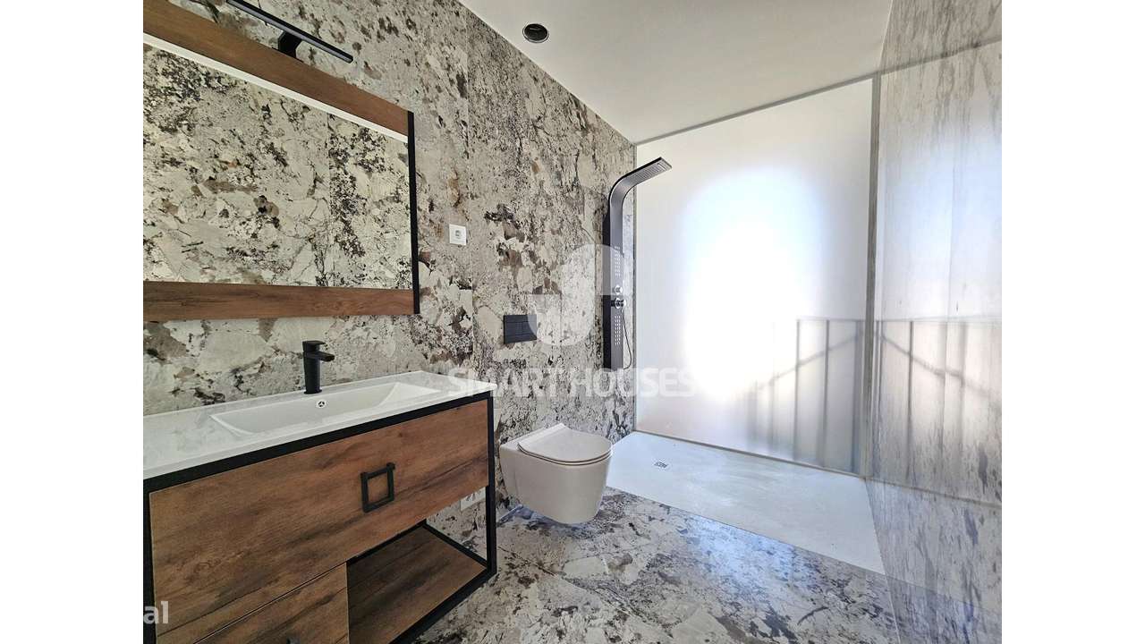 Moradia T3 c/ terraço centro São Romão-29