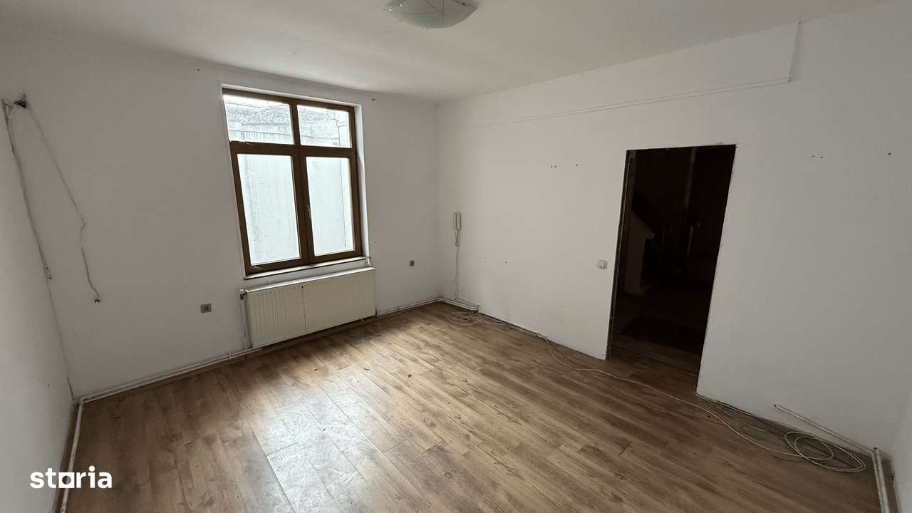 Apratament Duplex 149 mp, 6 camere , posibilitate de compartimentare-4