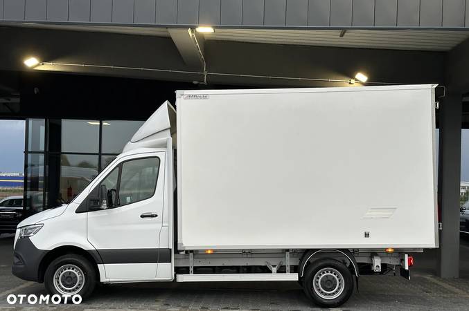 Mercedes-Benz Sprinter - 4