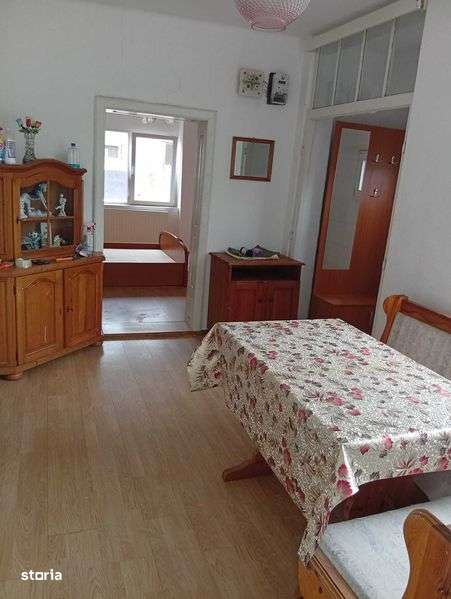 Casa de vanzare - Vascau - Imagine principală: 5/8