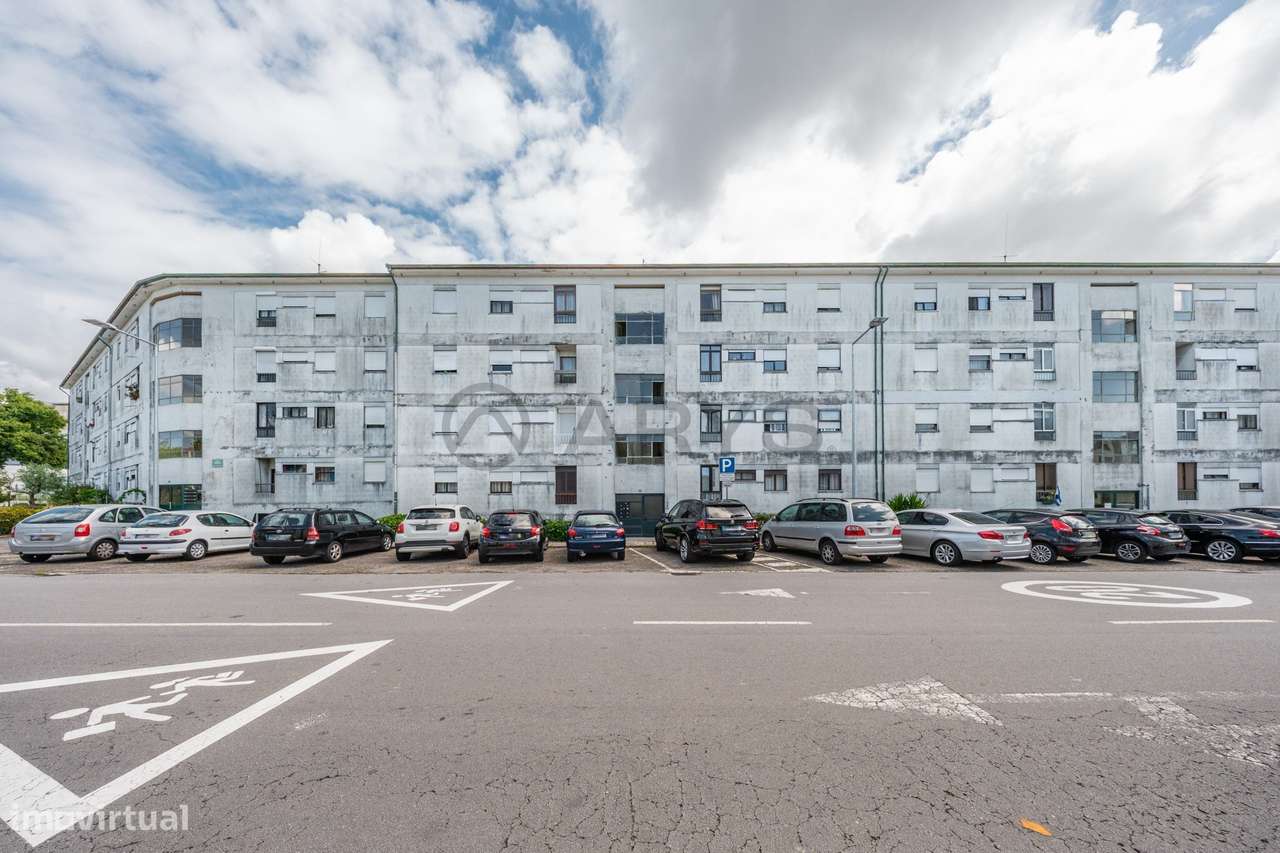 Apartamento T3 em Ramalde-28