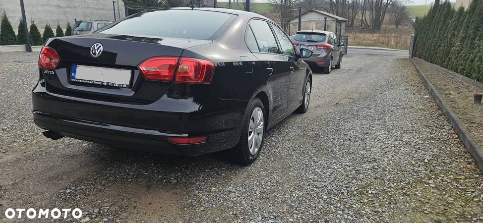 Volkswagen Jetta 1.4 TSI Trendline - 6