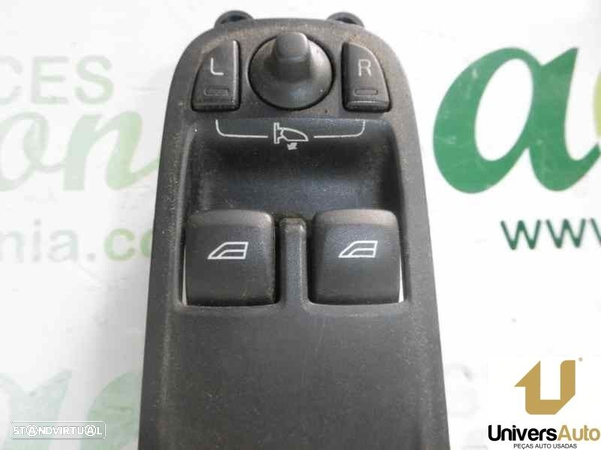 COMANDO ELEVADOR DE VIDRO FRONTAL ESQUERDO VOLVO C30 2011 -31334362 - 4