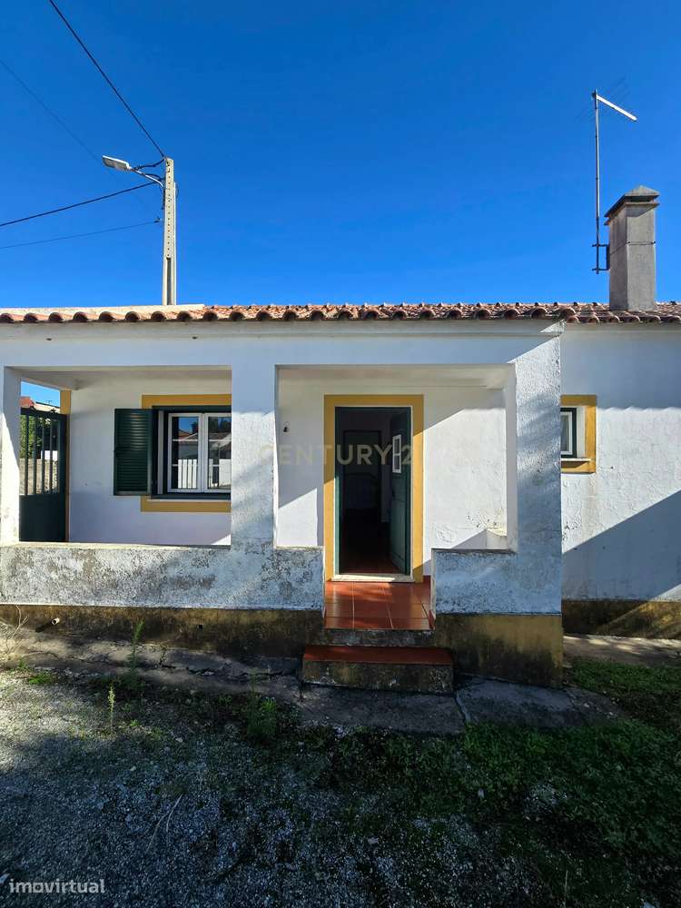 Moradia T3 com 2000 m² de Terreno, Poço, Forno Tradicional e Garagem – - Grande imagem: 5/33