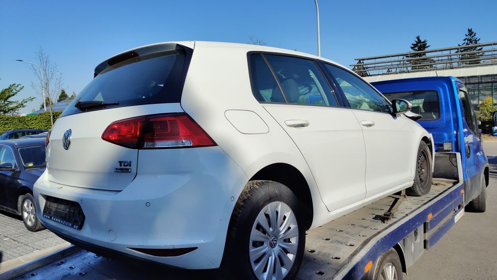 Volkswagen Golf VII 1.6 TDI (BlueMotion Technology) Comfortline 2016