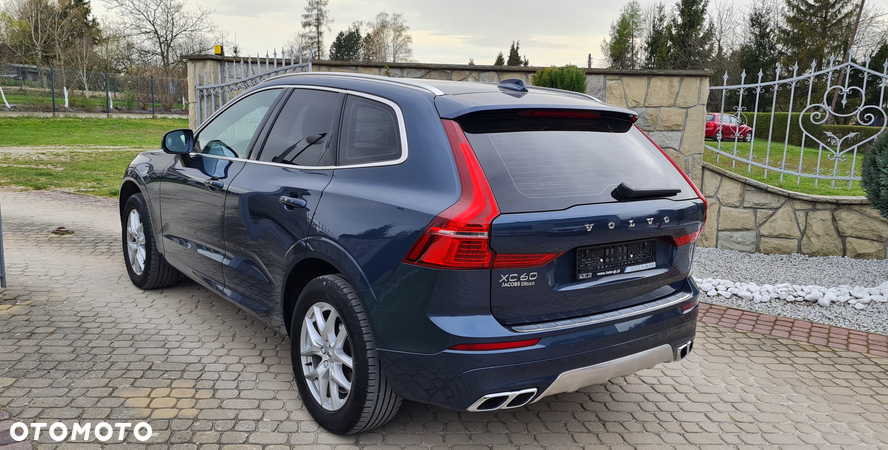 Volvo XC 60 - 6