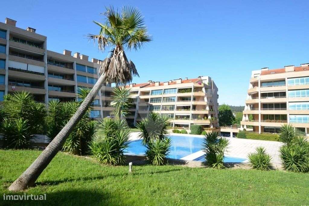 FANTÁSTICO APARTAMENTO T3 DUPLEX NOVO-LUXO SÃO JOÃO DA MADEIRA - Grande imagem: 2/22