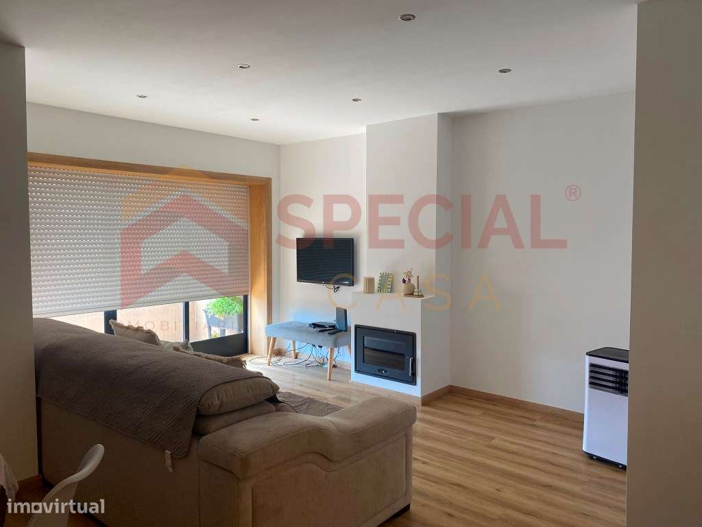 Apartamento T3+1 em Arcozelo-7