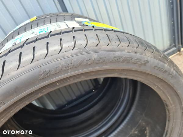 2× Pirelli P Zero 285/35ZR22 106 Y - 4