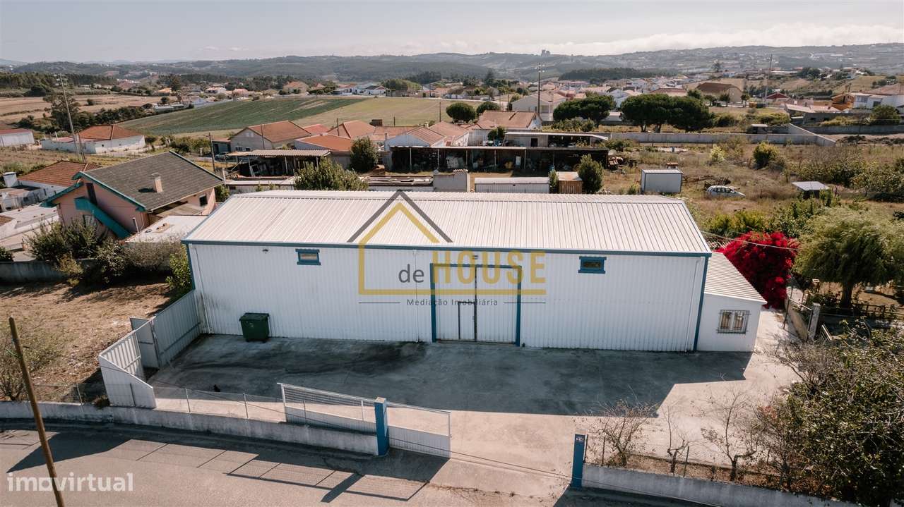 Armazém com  terreno - Grande imagem: 4/36