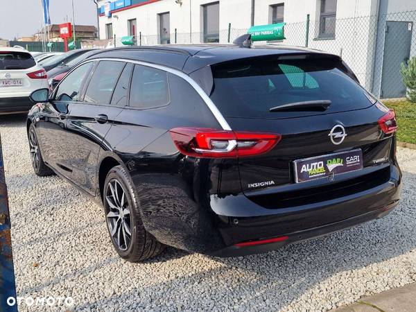 Opel Insignia - 33