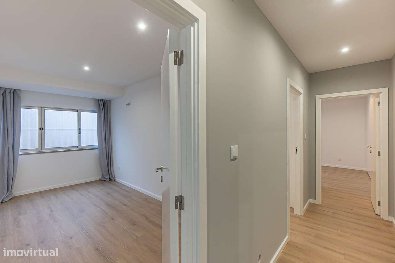 Apartamento T3 renovado | Bonfim, Porto | 105 m2 - Grande imagem: 3/36