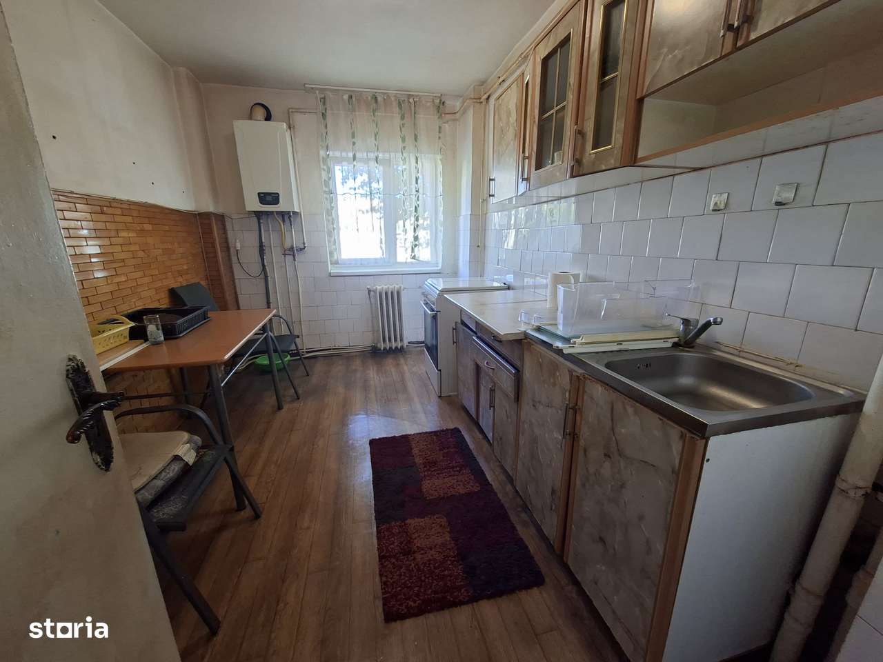 Apartament 3 camere cetate etaj 1-4