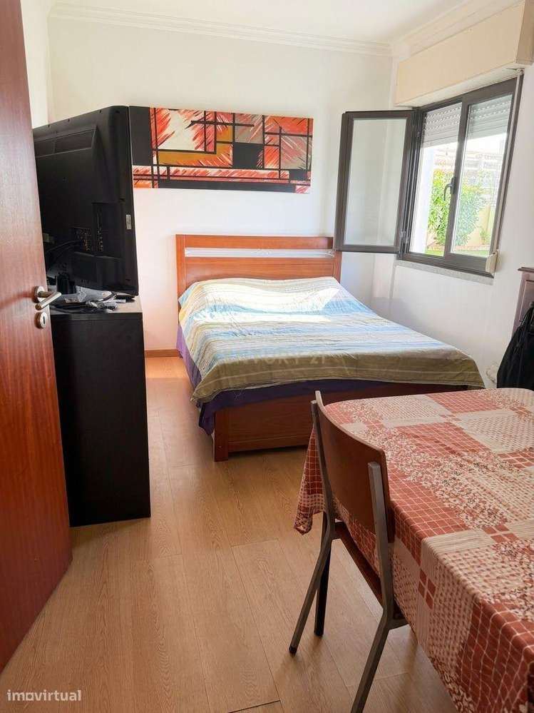 Apartamento de 2 assolhadas com terraço! centralidade absoluta...-11