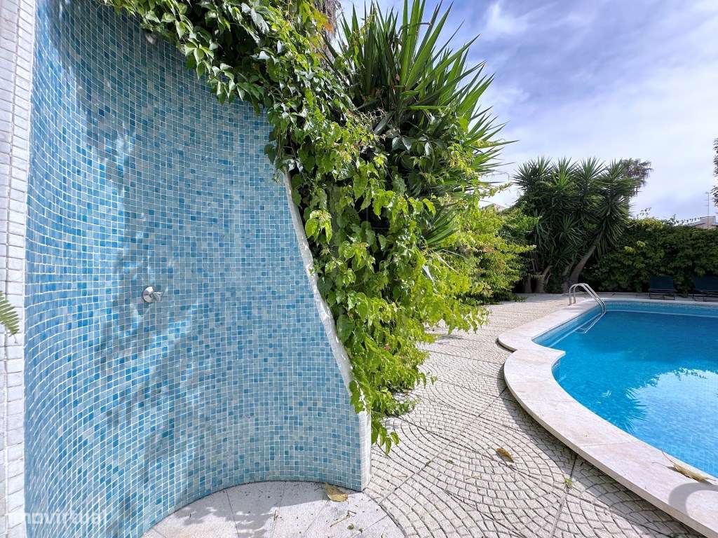 MORADIA DE CHARME EM LOCALIZAÇÃO NOBRE DE CASCAIS-52