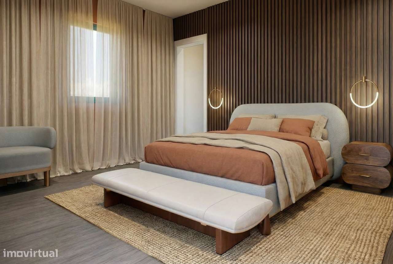 Moradia V4 com Jardim e Terraço em Condomínio com Piscina-14