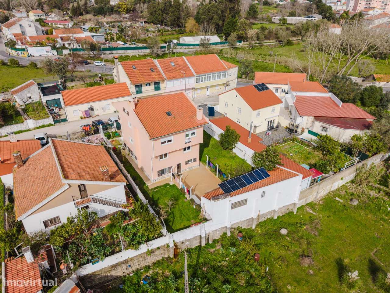 Moradia Independente em Caneças, Odivelas - T3+5-45