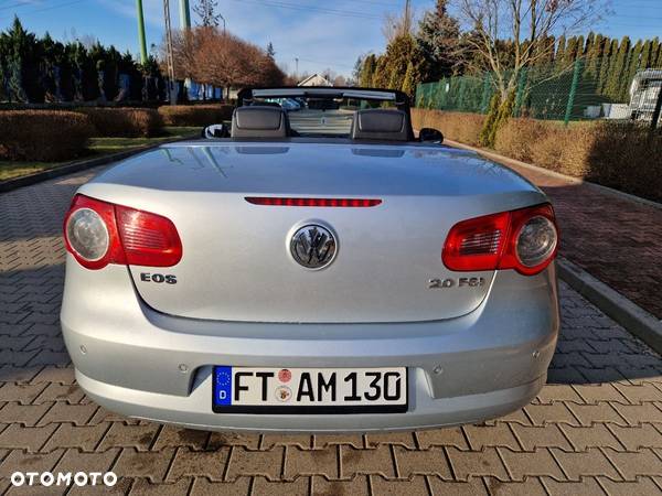 Volkswagen Eos - 8