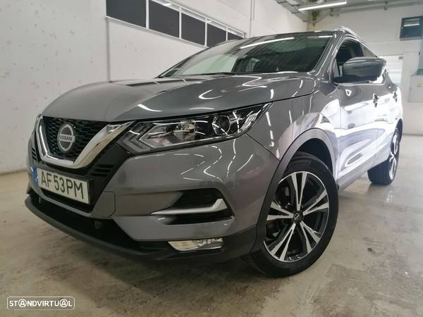 Nissan Qashqai 1.3 DIG-T N-Connecta J18 - 1