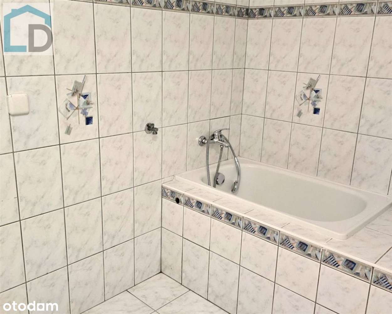 Dom w Bystrej przy lesie-11