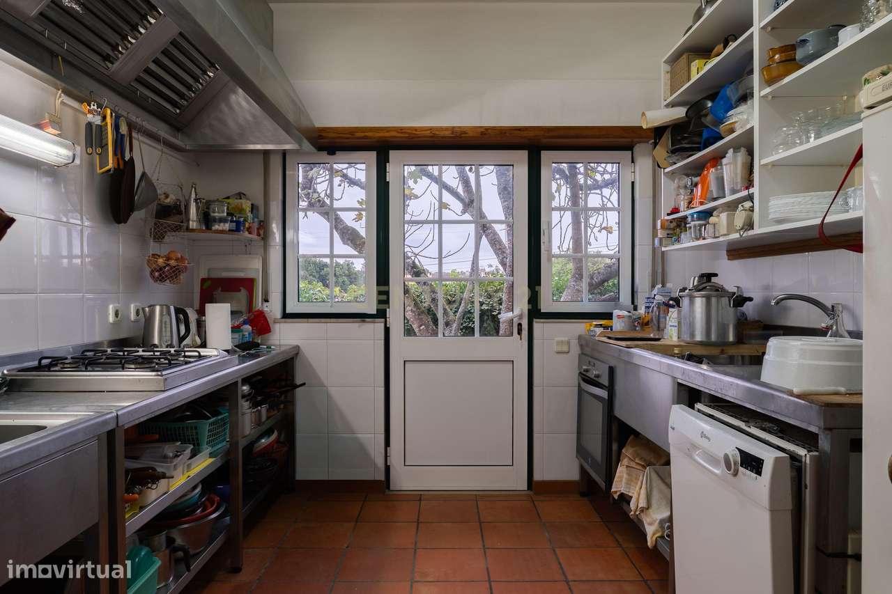 Oportunidade de investimento: edifício habitacional + piscina + terren-25