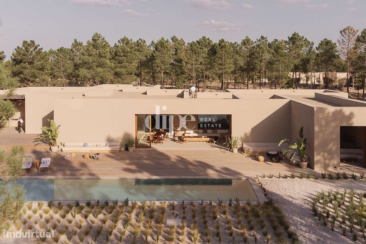 Luxuosa Moradia T4 inserida no empreendimento Melides Villas - Grande imagem: 3/23