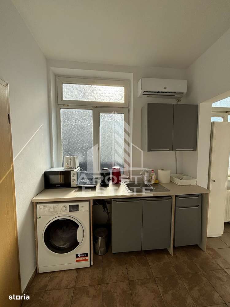 Apartament la casa cu 2 camere,  loc de parcare,  zona Telegrafului. - Imagine principală: 5/8