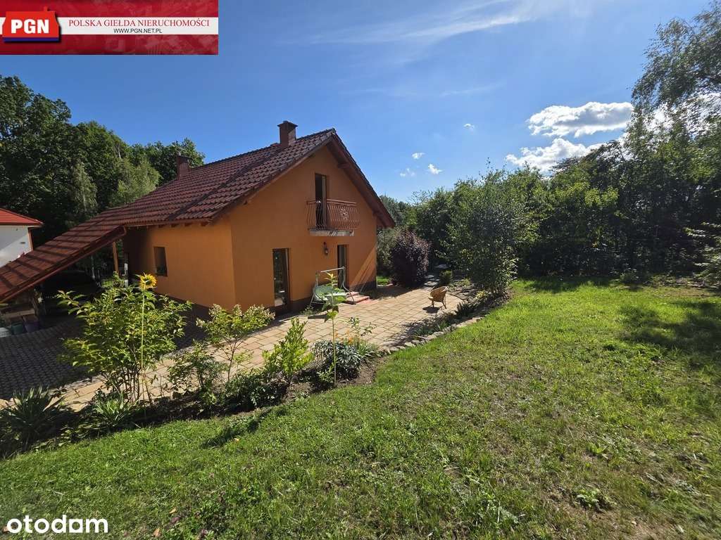 Atrakcyjny dom parterowy z użytkowym poddaszem - Pełny obrazek: 4/20