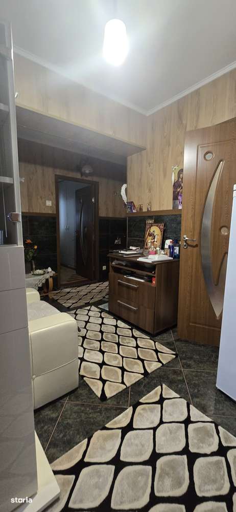 Targoviste, Calea Bucuresti , VANZARE apartament 4 camere-2