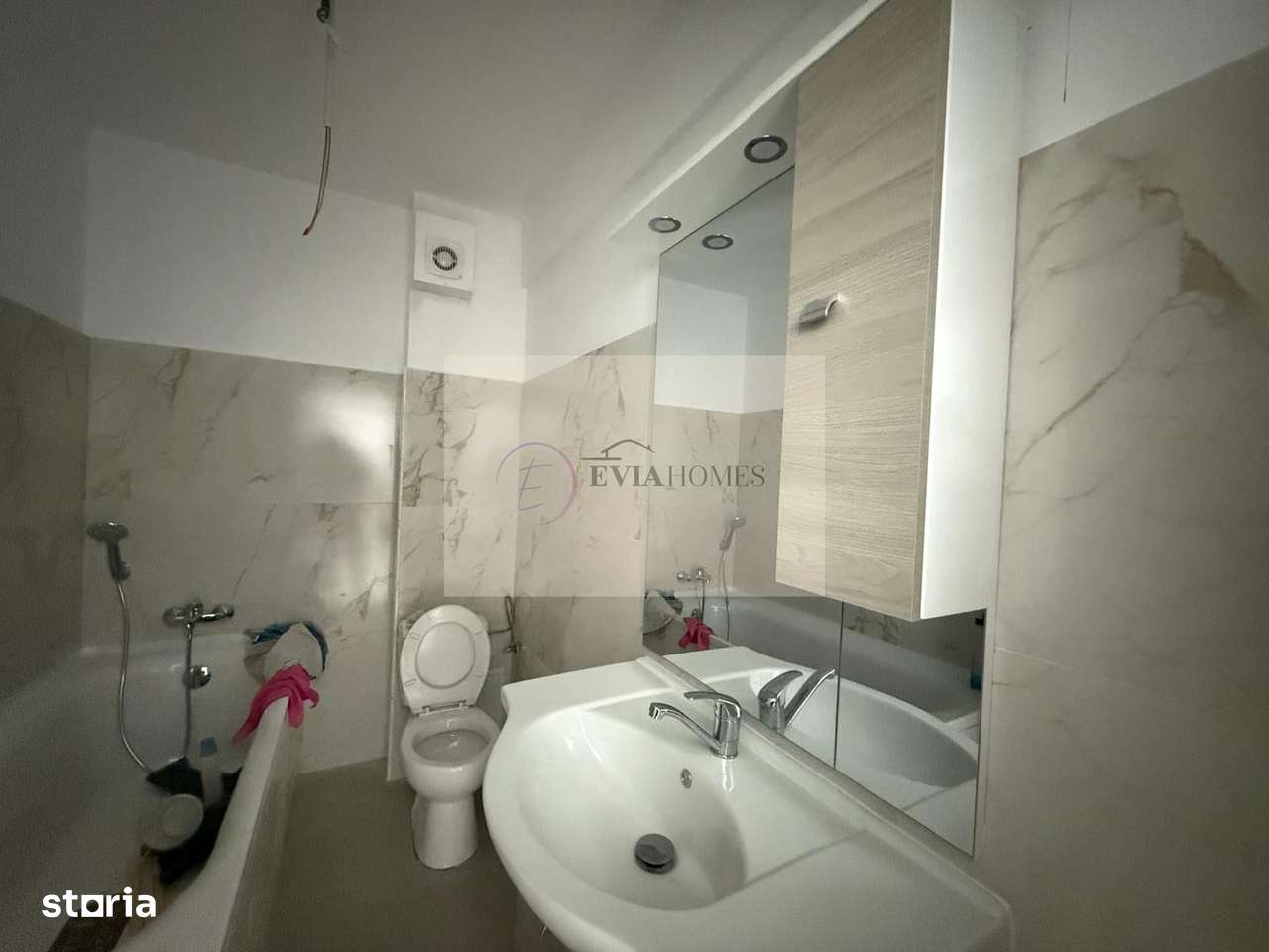 3 camere/2 băi/Parcare inclusă/Constructie premium-9