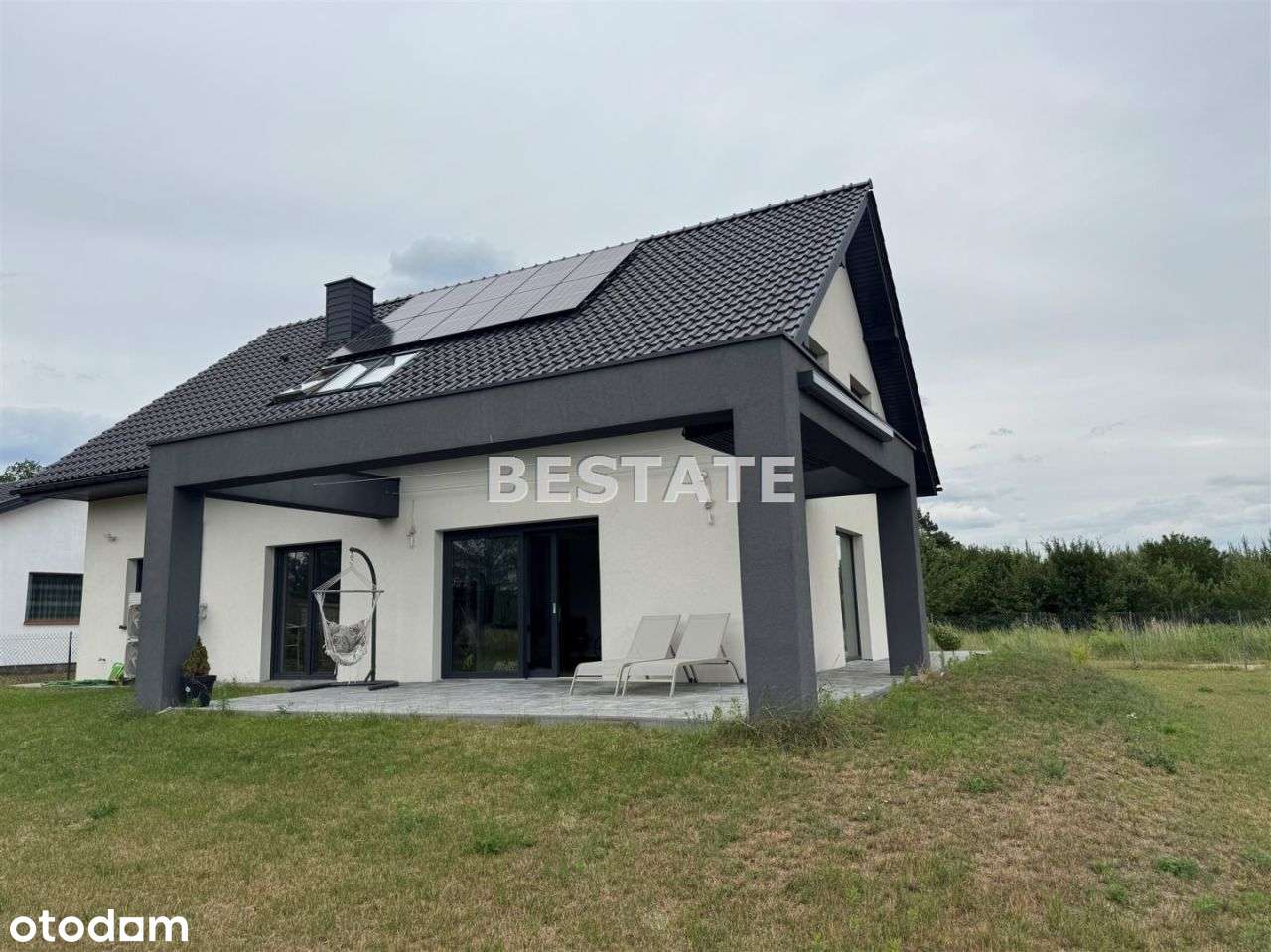 Dom w zaciszu zieleni, wysoki standard-16