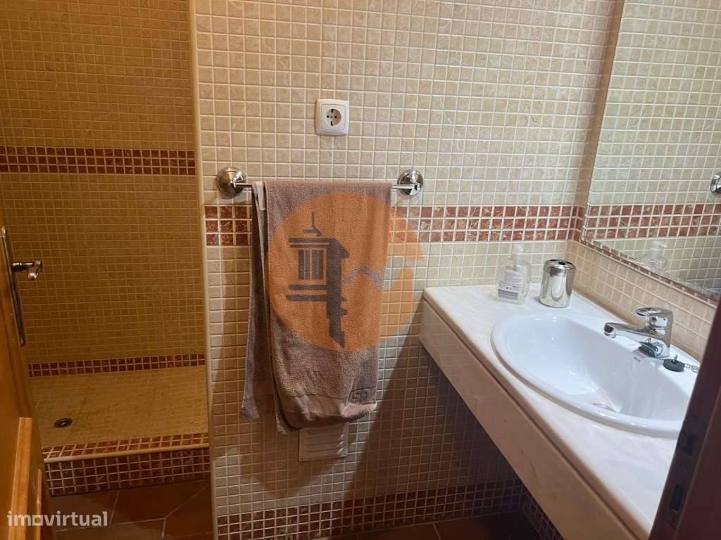 Fantástica Moradia com Piscina para venda - Grande imagem: 5/60