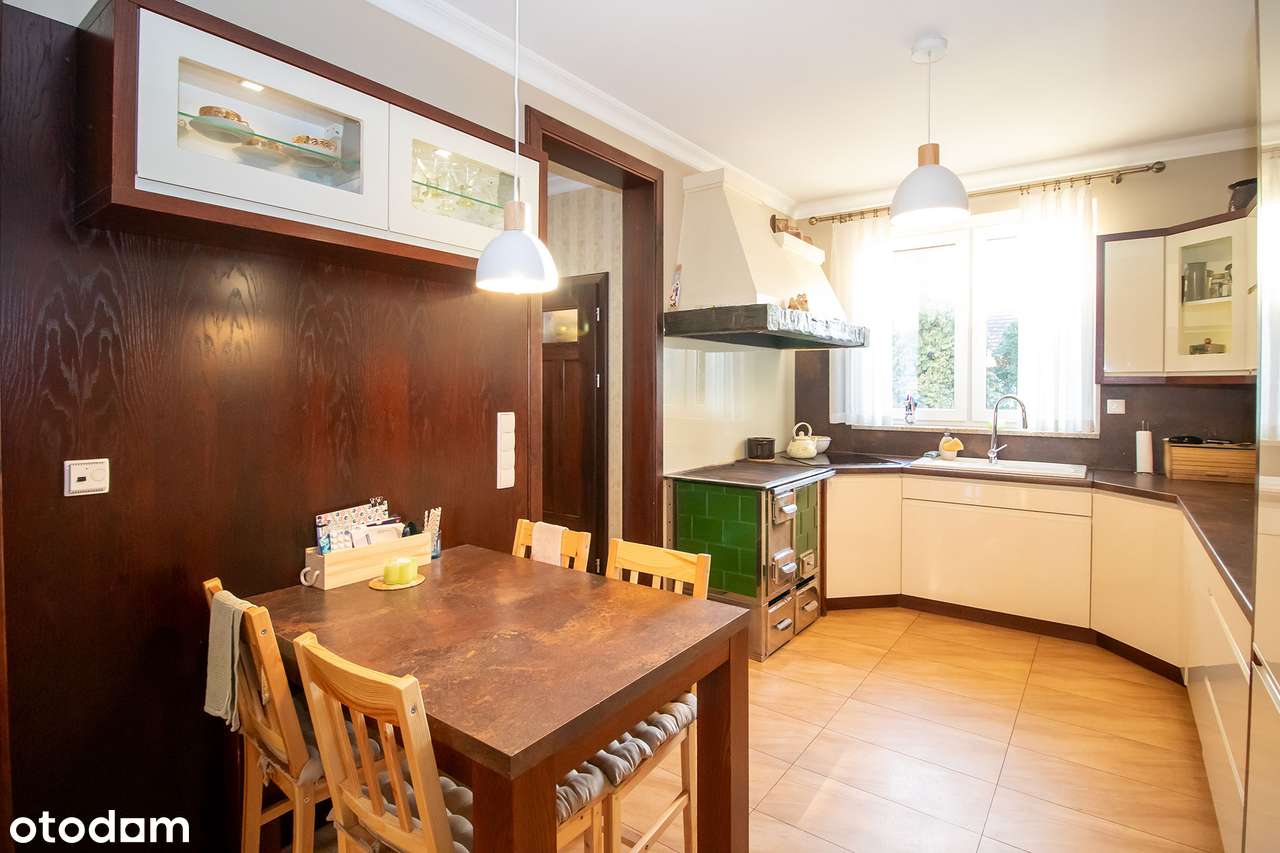 Duży, funkcjonalny dom pod Opolem-4