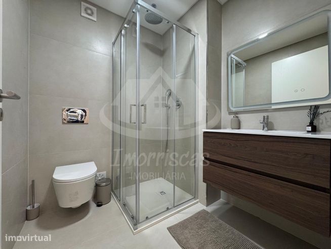 Apartamento T4 seminovo com terraço, no Parque das Oliveiras em Cam...-30