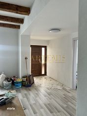 Casa de 3 camere, 115mp, curte si gradina, priveliste natura, zona Vin