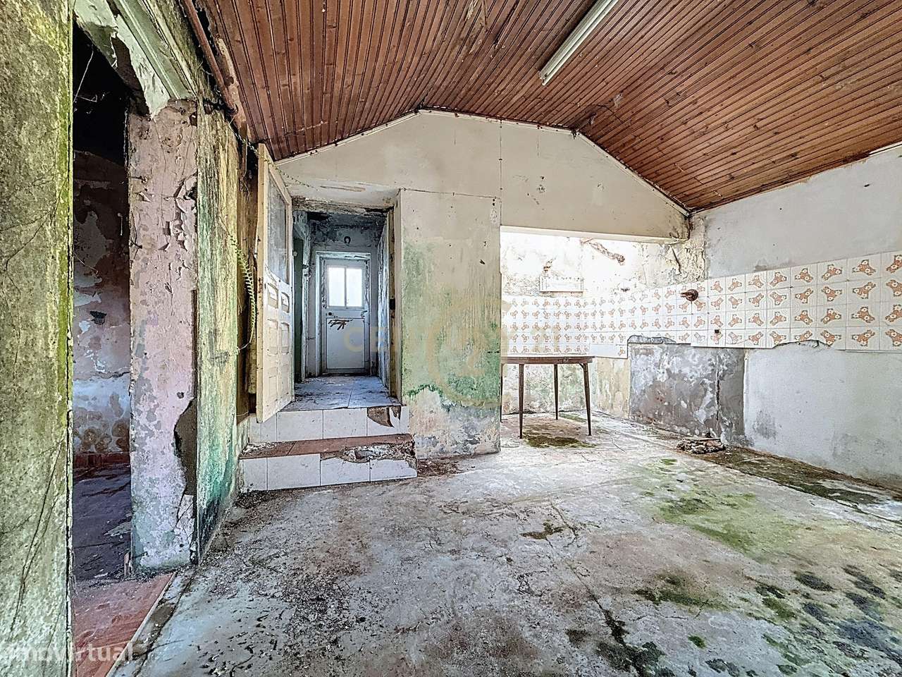 Oportunidade em Praia da Vitória: Casa para Recuperação-10