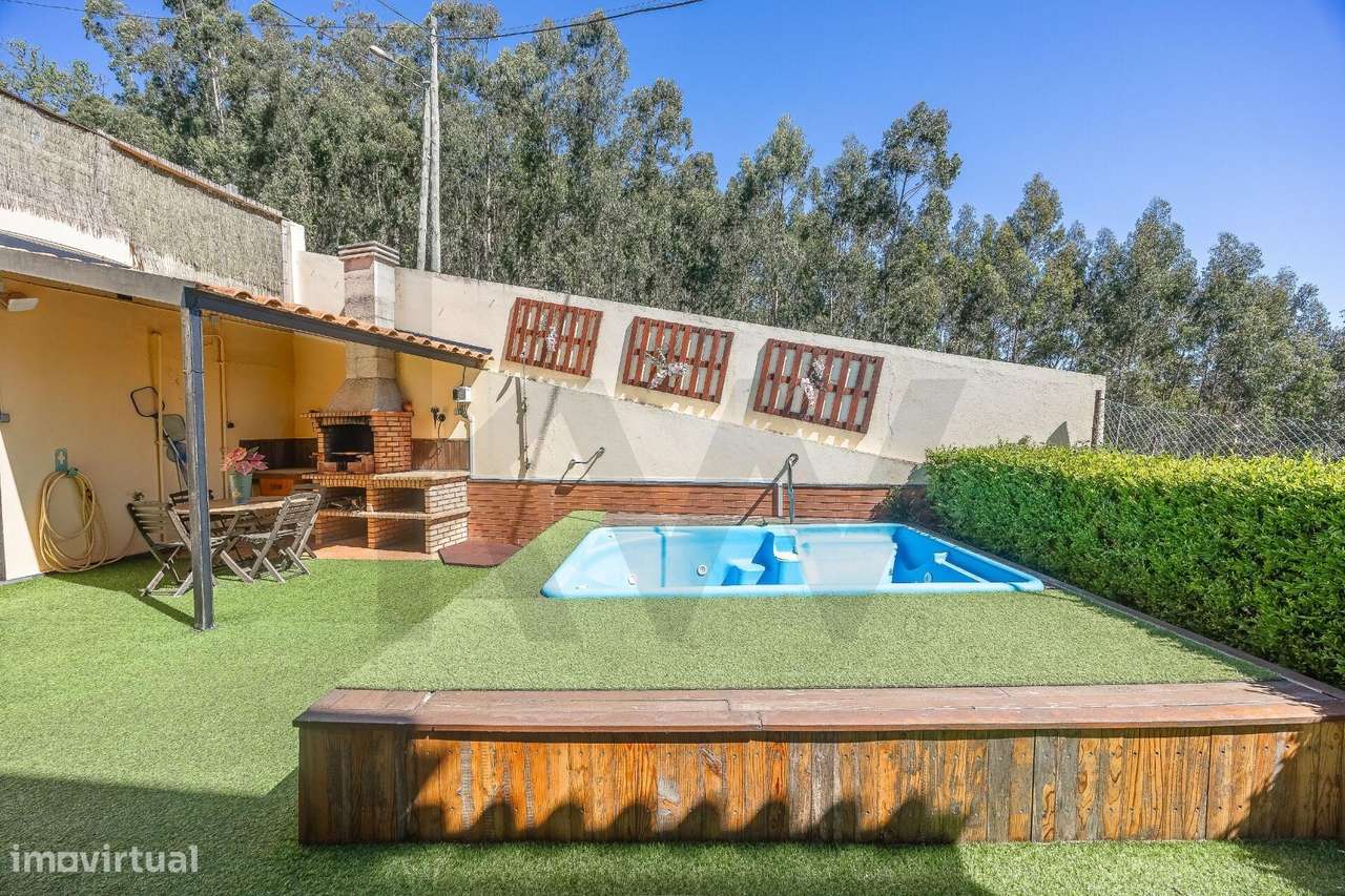 Moradia T3 com jacuzzi e barbecue na Camacha-13
