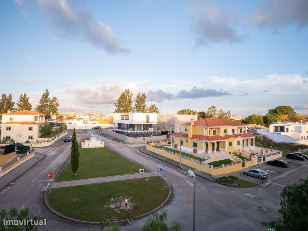 Apartamento T2 duplex, em urbanização central da cidade do Cartaxo-7