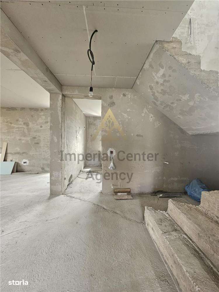 CASA P+ 1E  si  TEREN 500 MP DE VANZARE IN ANDRASESTI-10