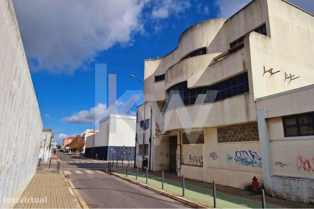 Armazém para comercio e serviço, Falagueira, Amadora - Grande imagem: 4/35