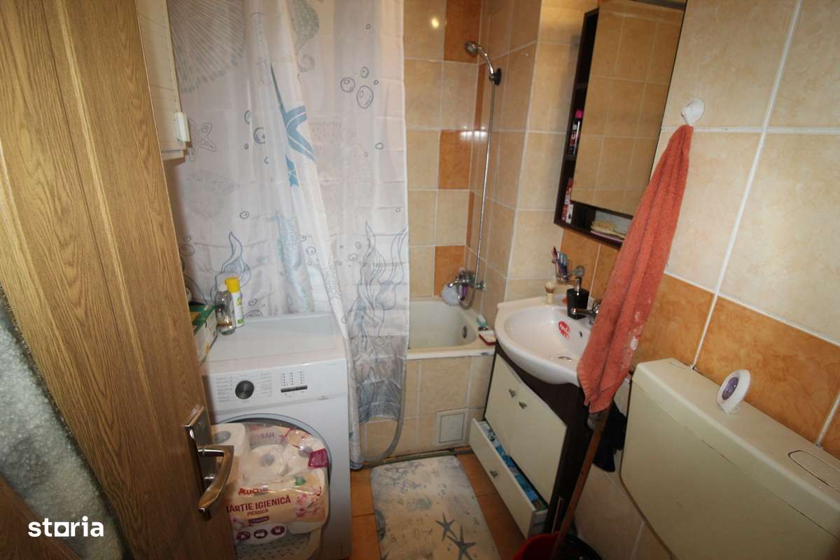 Vând garsonieră în Hunedoara, zona Micro4-Flacăra, 29mp - Imagine principală: 5/6