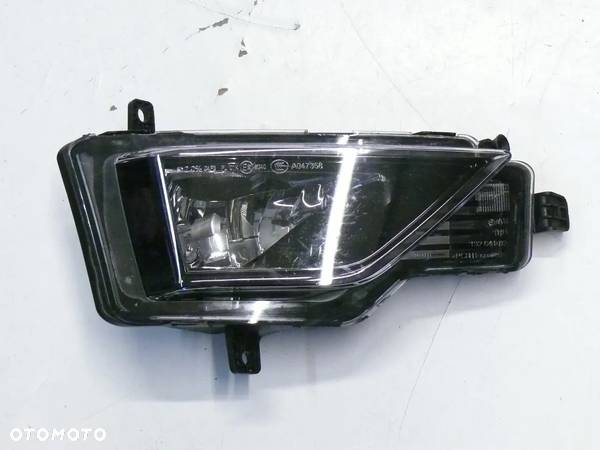 HALOGEN PRAWY VOLKSWAGEN GOLF SPORTSVAN 2015 - 1