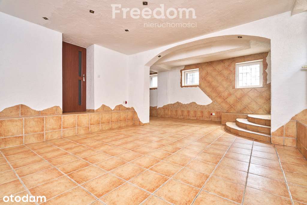 Duży lokal z potencjałem w centrum miasta Mrągowa - Pełny obrazek: 4/16